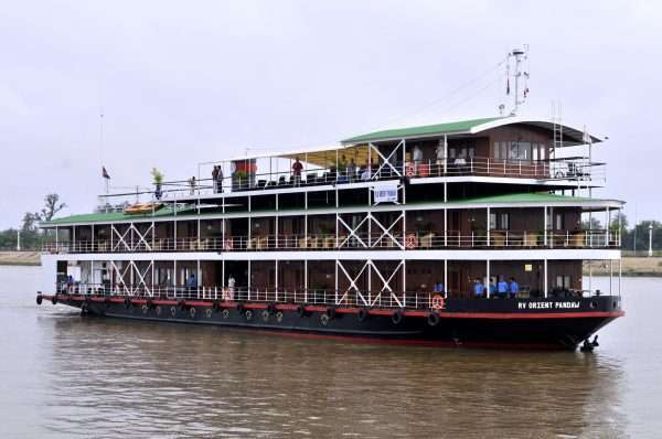 The Lower Ganges River Cruise (Downstream) - Peregrine Travel Centre